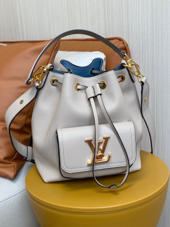 LV LOCKME BUCKET M57688