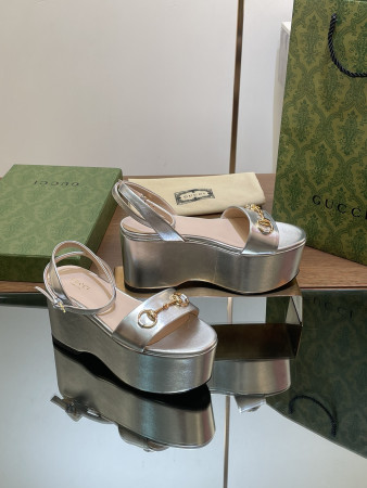 ua G*u*i women's horsebit flatform sandal