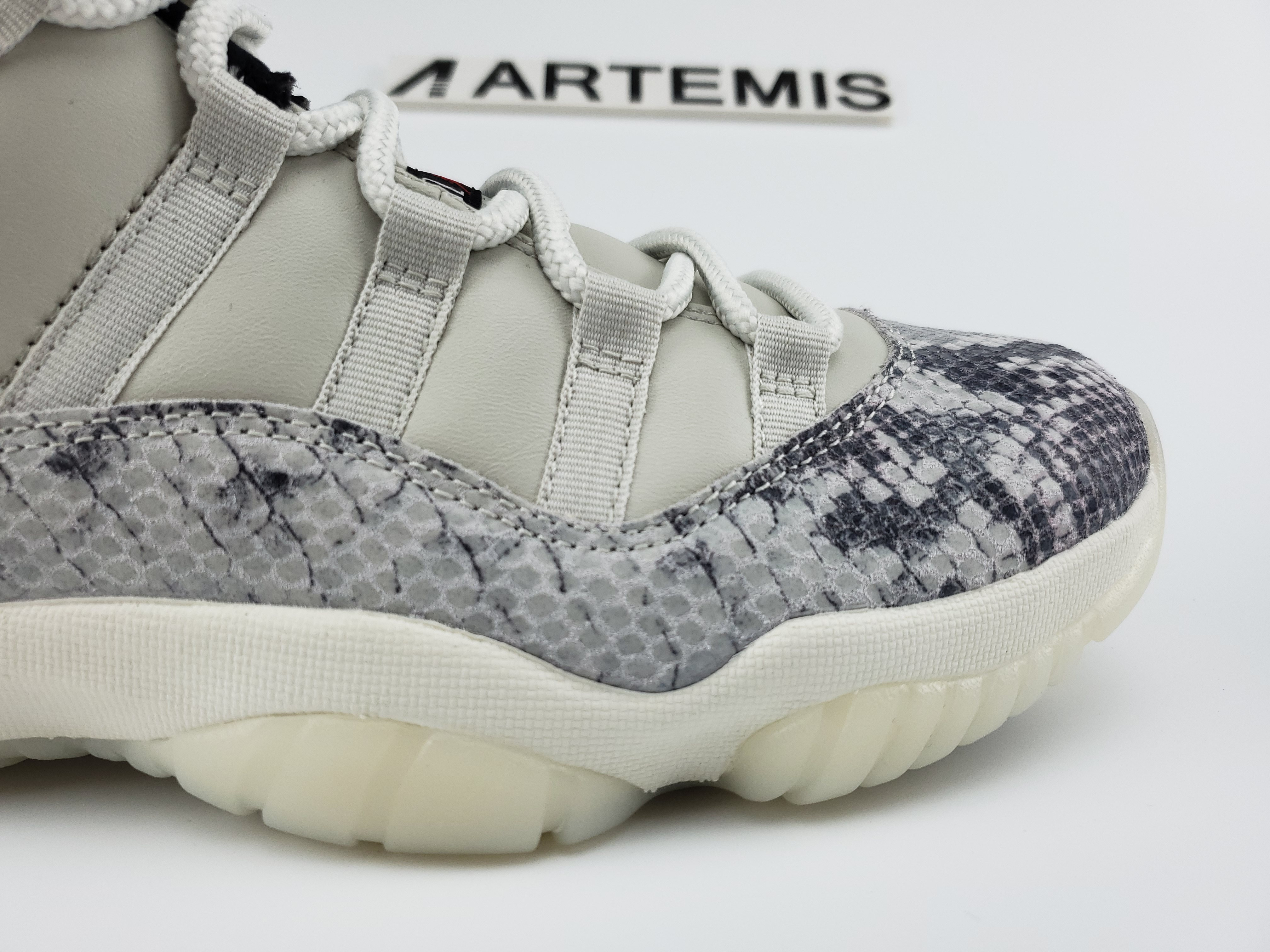 Air Jordan 11 Retro Low Snake Light Bone