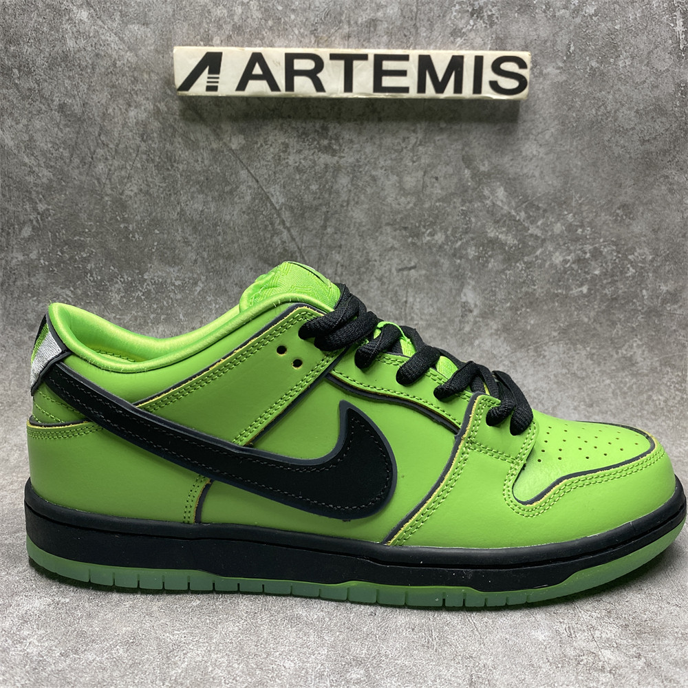 THE POWERPUFF GIRLS X DUNK LOW PRO SB QS 'BUTTERCUP'