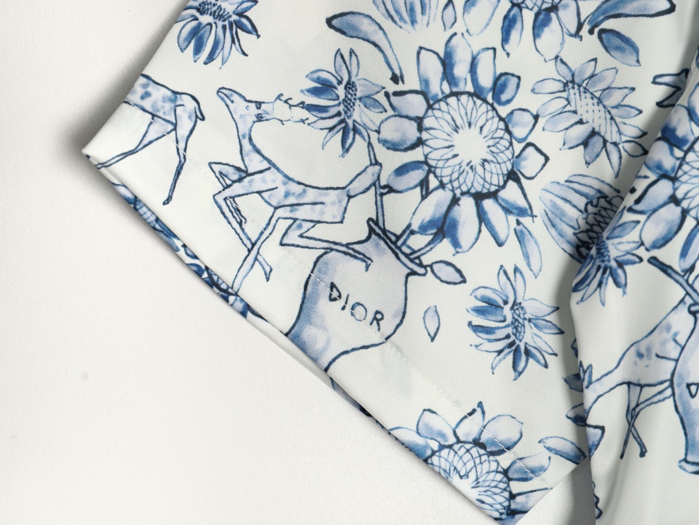 D*or short-sleeved shirts