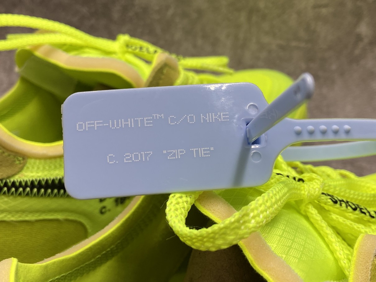 Air Force 1 Low Off-White Volt