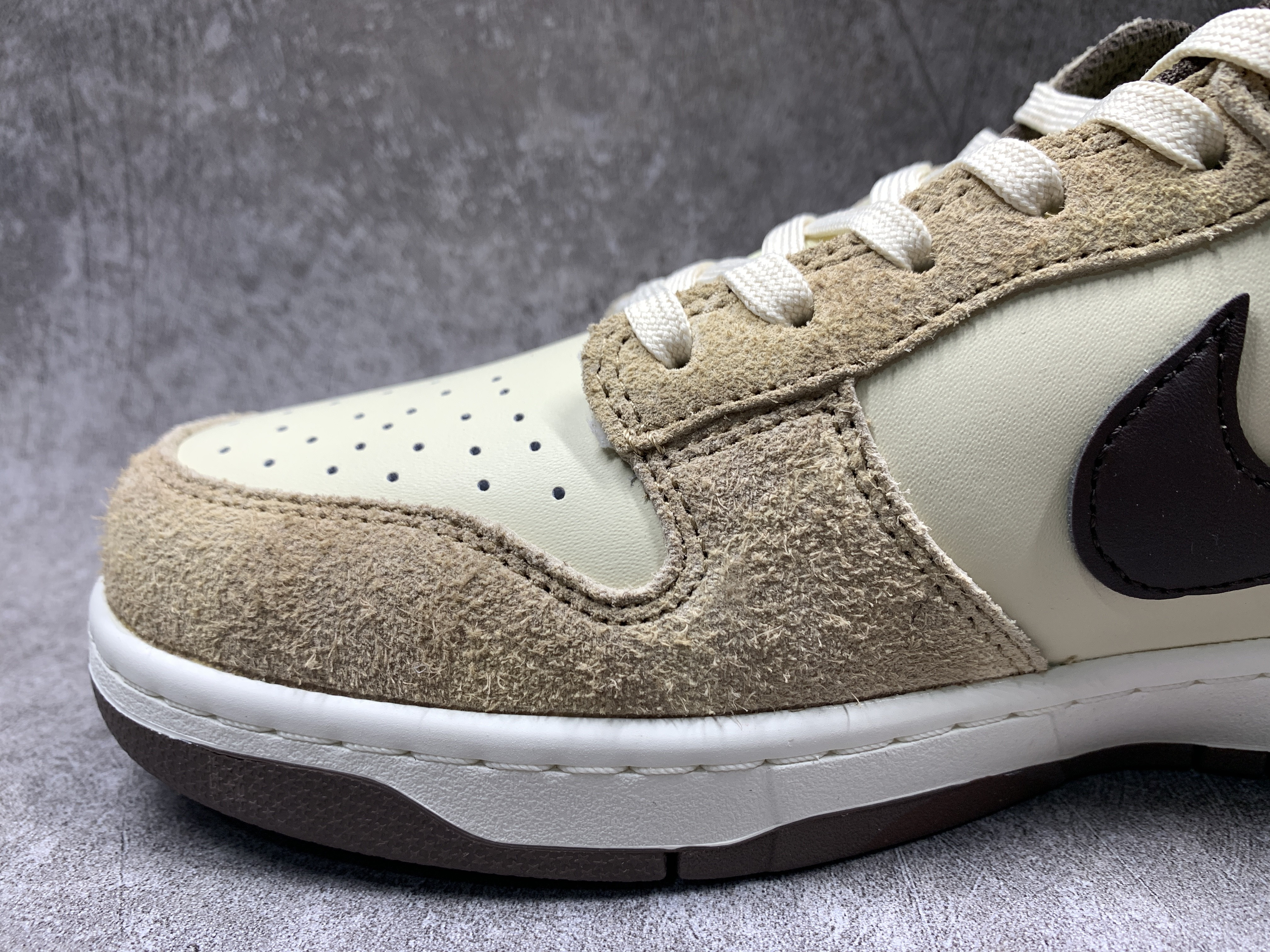 Nike Dunk Low Retro PRM Animal Pack Giraffe