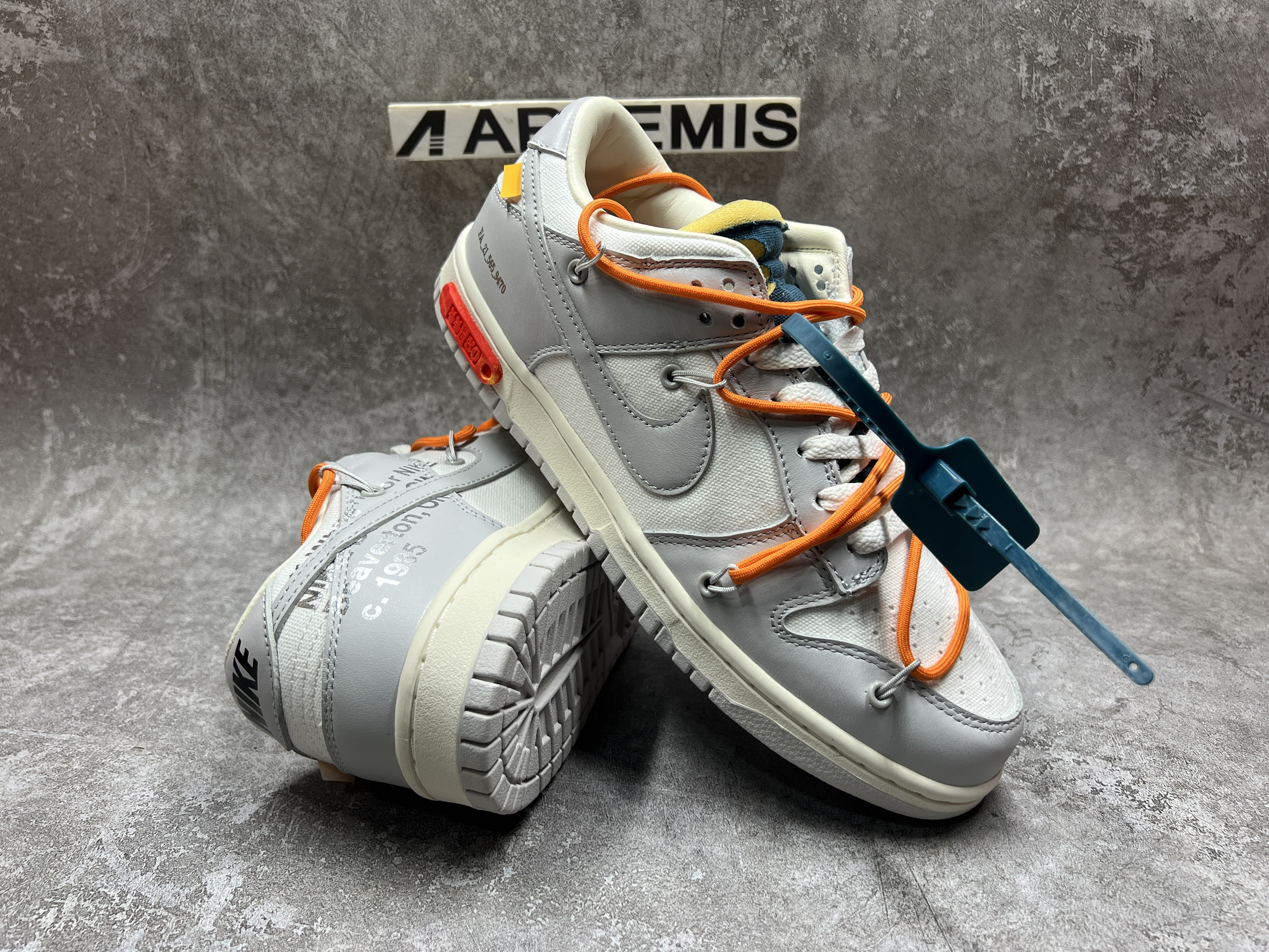 Nike Dunk Low Off-White Lot 44