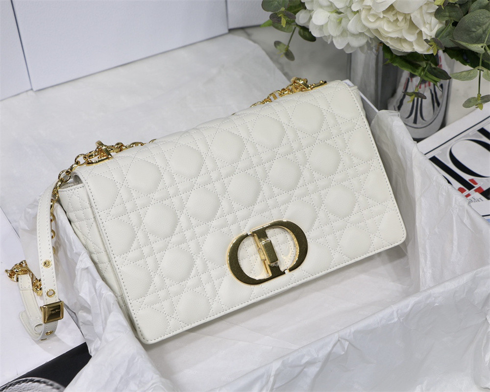 medium d*or caro bag ivory S*pple cannage calfskin 25.5 x 15.5 x 8 cm