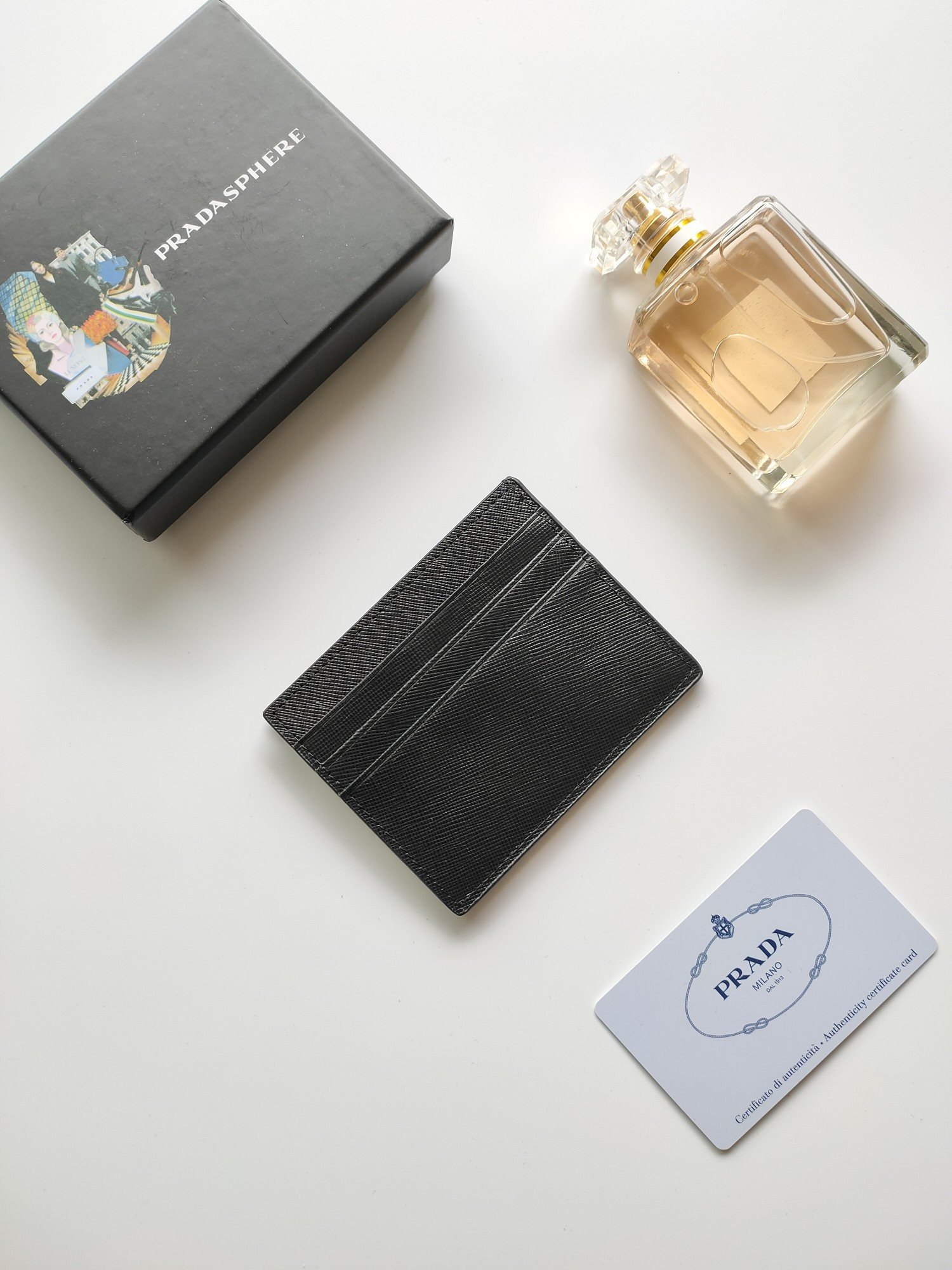 Pra*a card holder 8-10cm