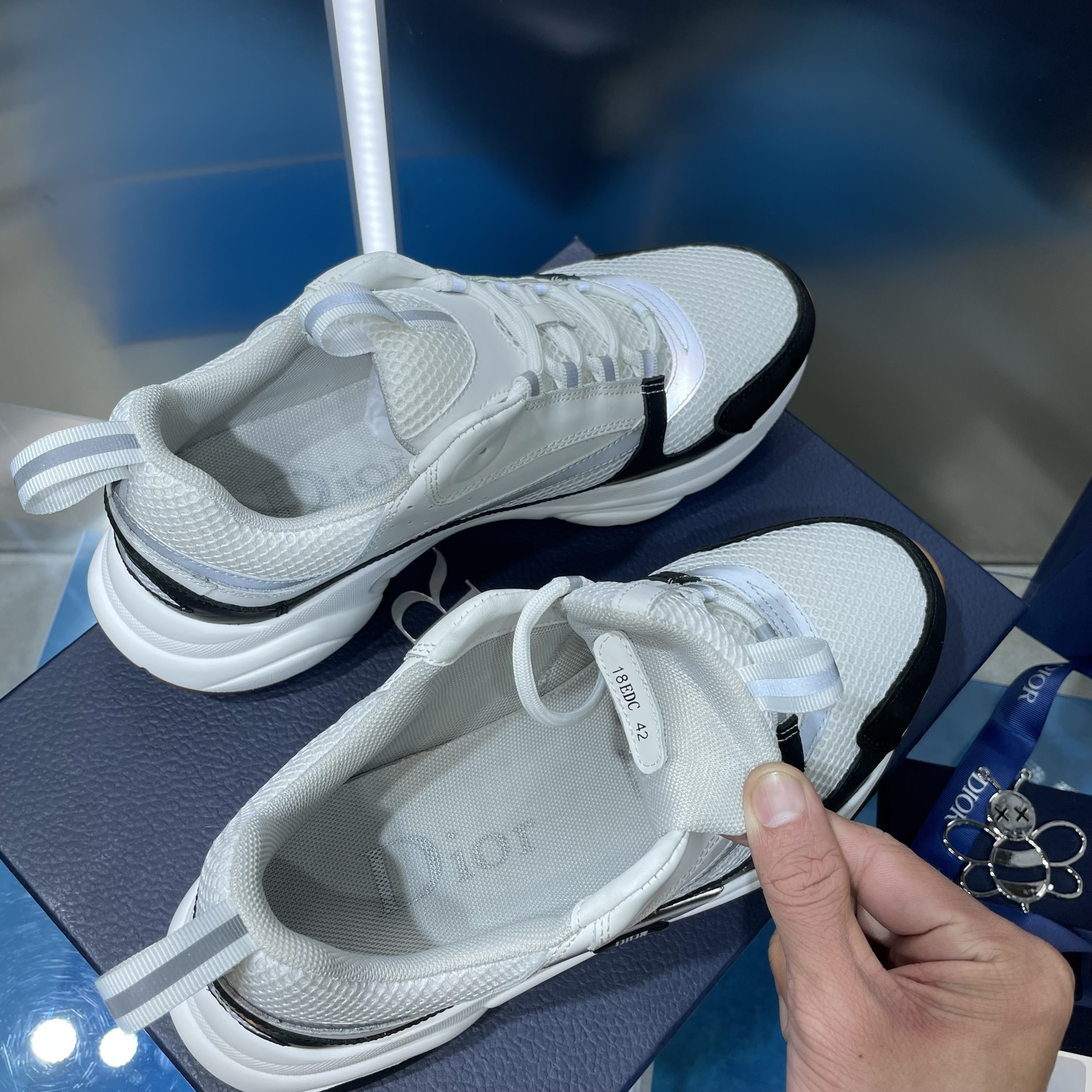 ua D*or b22 white sneaker