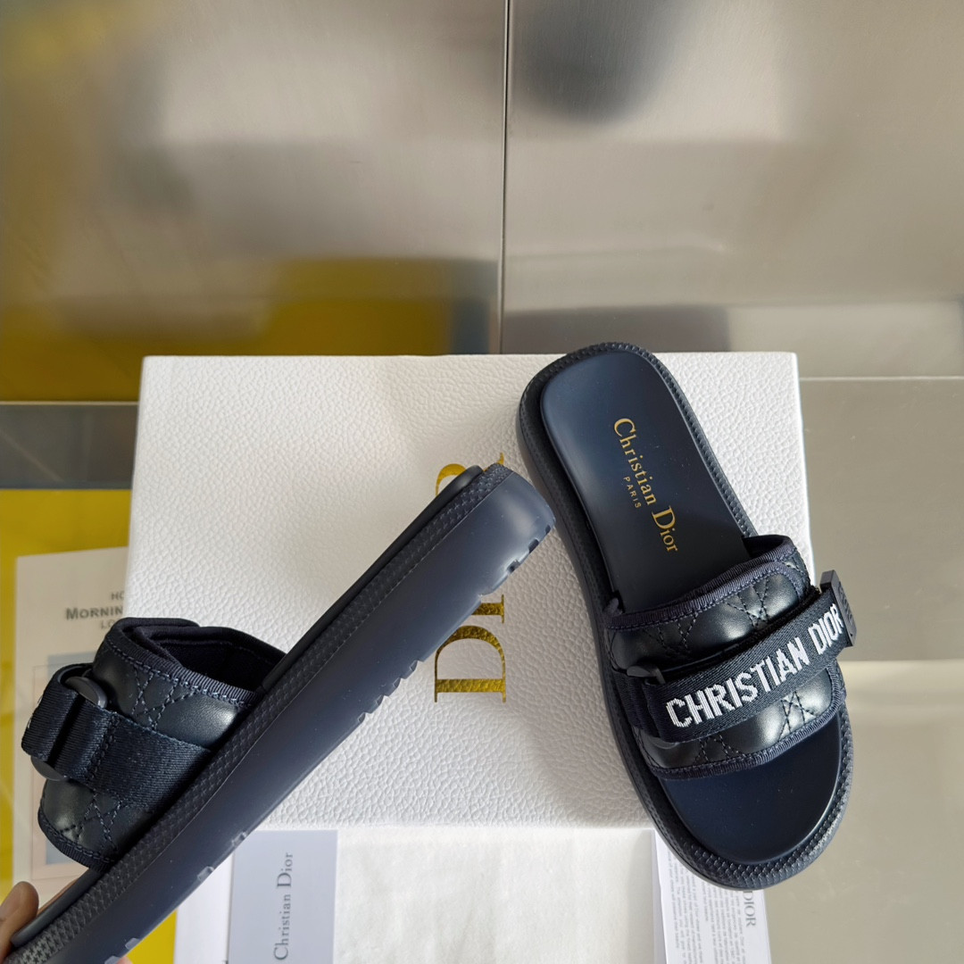 ua D*oriviera dio(r)evolution slide deep blue