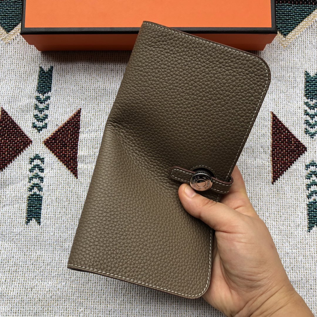H**me5 dogon duo wallet
