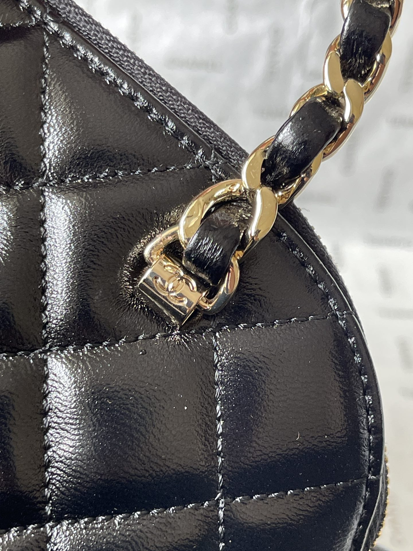 Ch*el small shopping bag 15x20x6cm