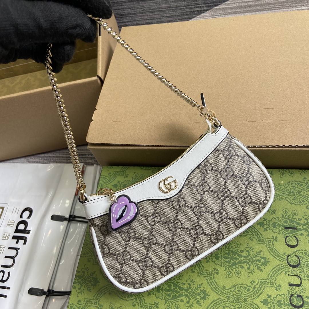 G*u*i x hattie stewart bag 10 x 19 x 3 cm