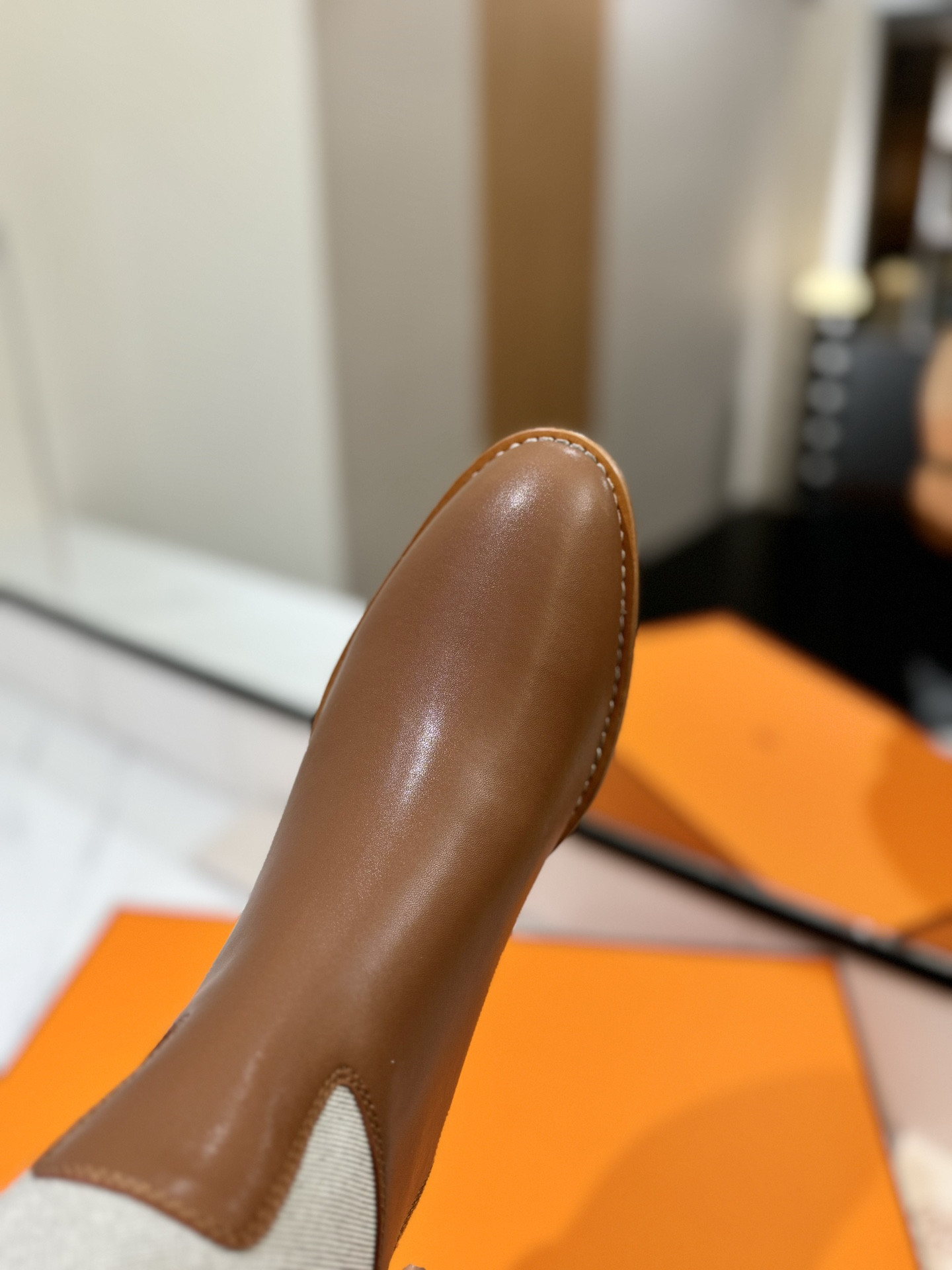 ua H**me5 jumping boots