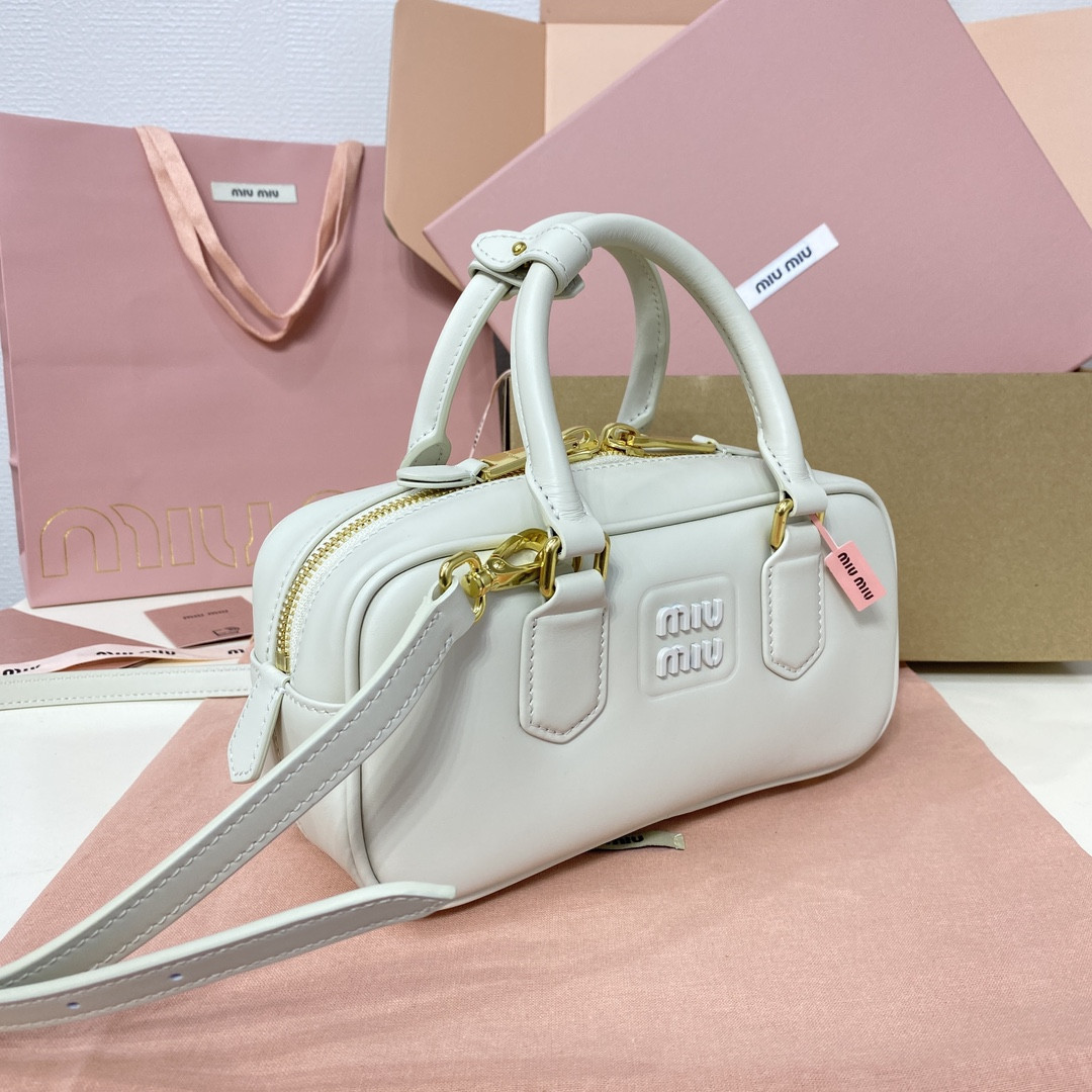 Miu Miu Arcadie leather bag  10.5x22x7.5cm
