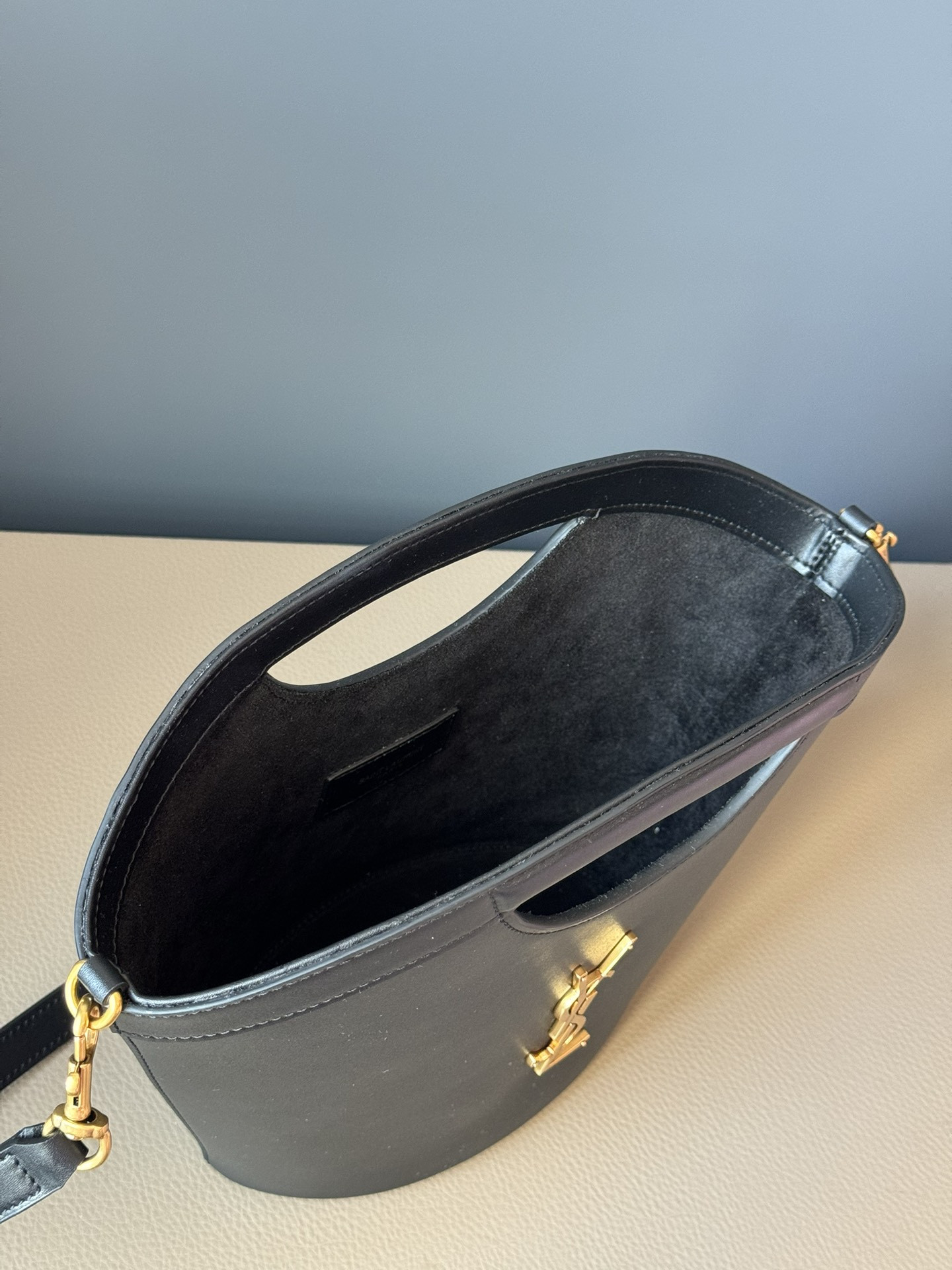 Y*L celia mini tote (smooth leather) 29x19.5x10cm