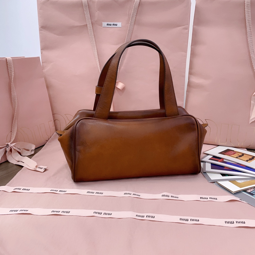 Miu Miu Leather Top-Handle Bag 15x28x13cm